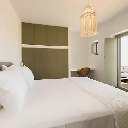 Elevated With Panoramic Sea View *