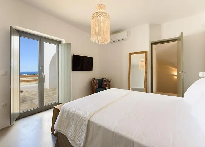 Elevated With Panoramic Sea View *