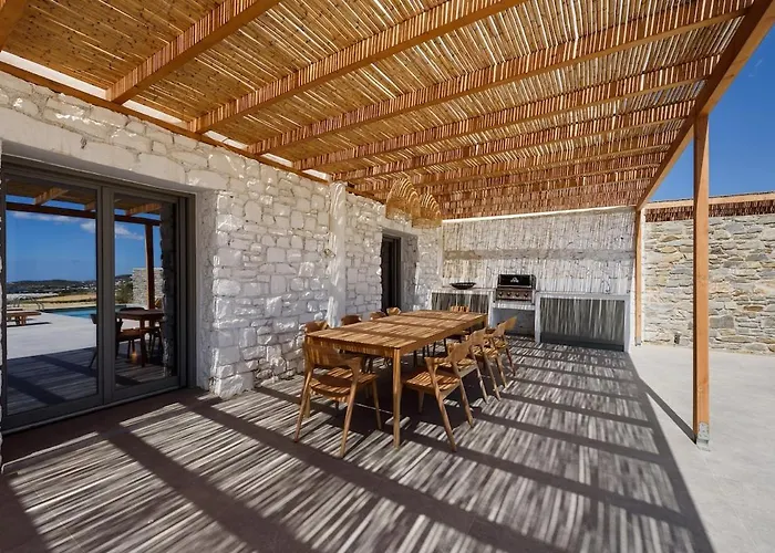 Villa Elevated With Panoramic Sea View